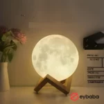 چراغ خواب طرح ماه با پایه چوبی و نور مهتابی